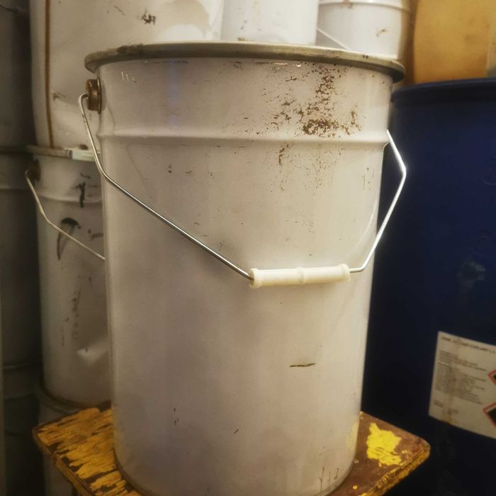 Vopsea epoxi gri ischias