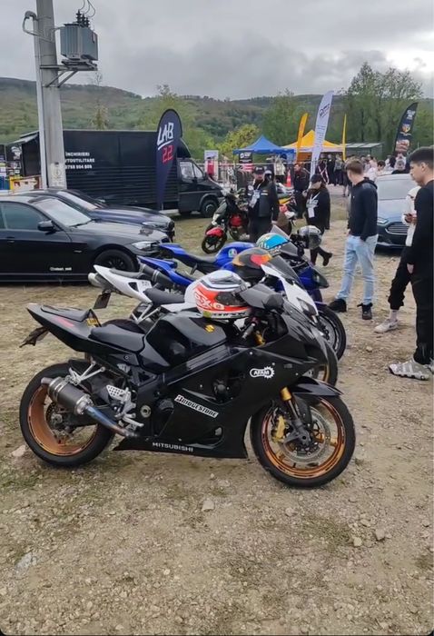 Suzuki gsx r k4 1000