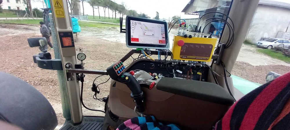 AgriCAD LL1 (Италия) уклонли майдонлари ва ГЭС қурилиши учун GPS сист.