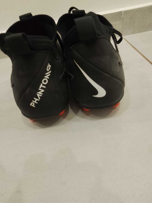 Бутонки Nike Phantom 38.5 номер