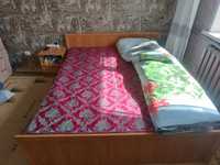 Кровать большая в хорошем состояние  длина 2 метра 5см ширина 1.75см