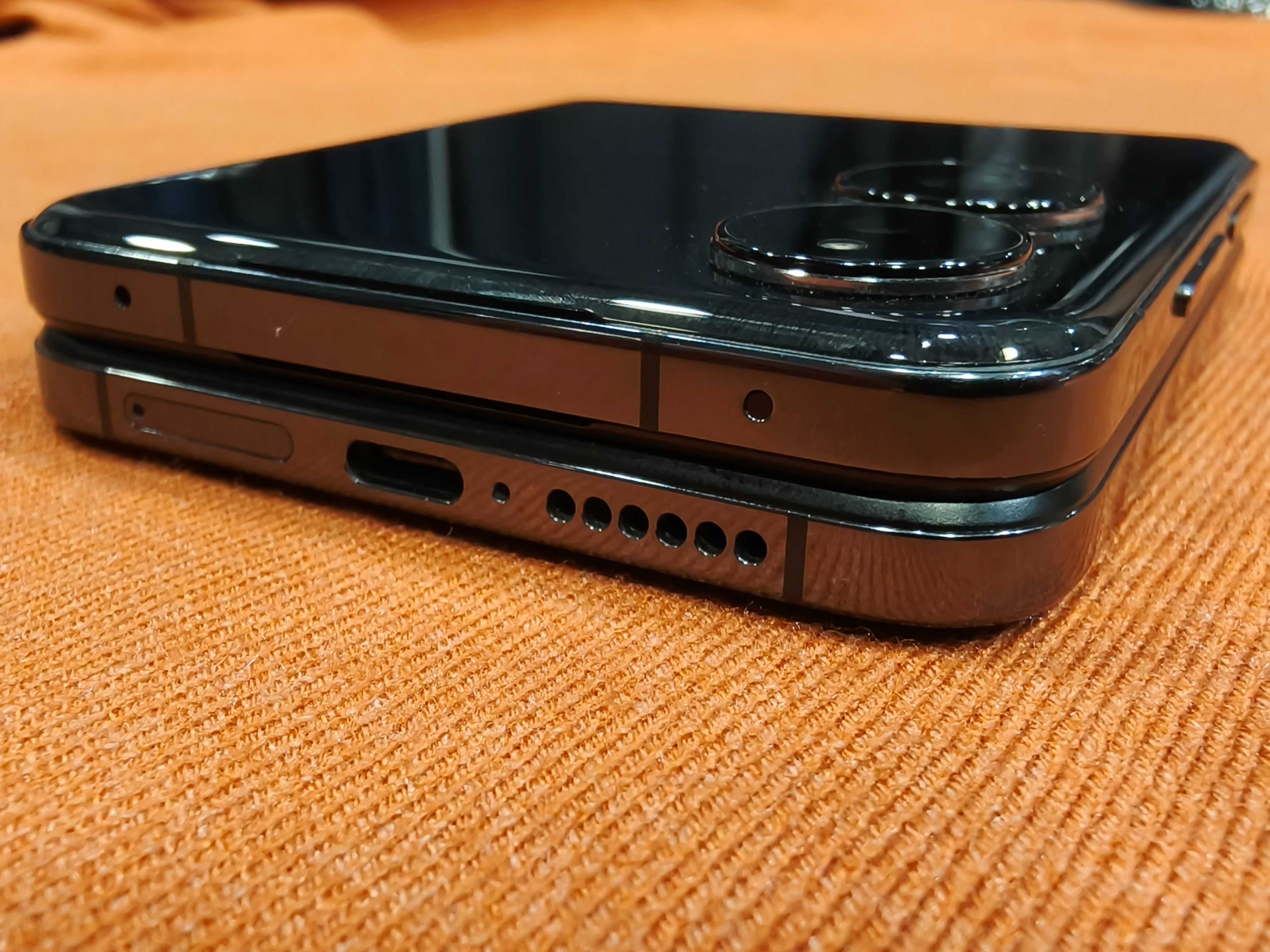 Сгъваем Xiaomi Mix Flip черен 12/256 SD8 Gen3 Leica