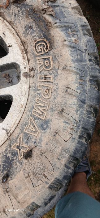 Simexuri 31x10.50 R15