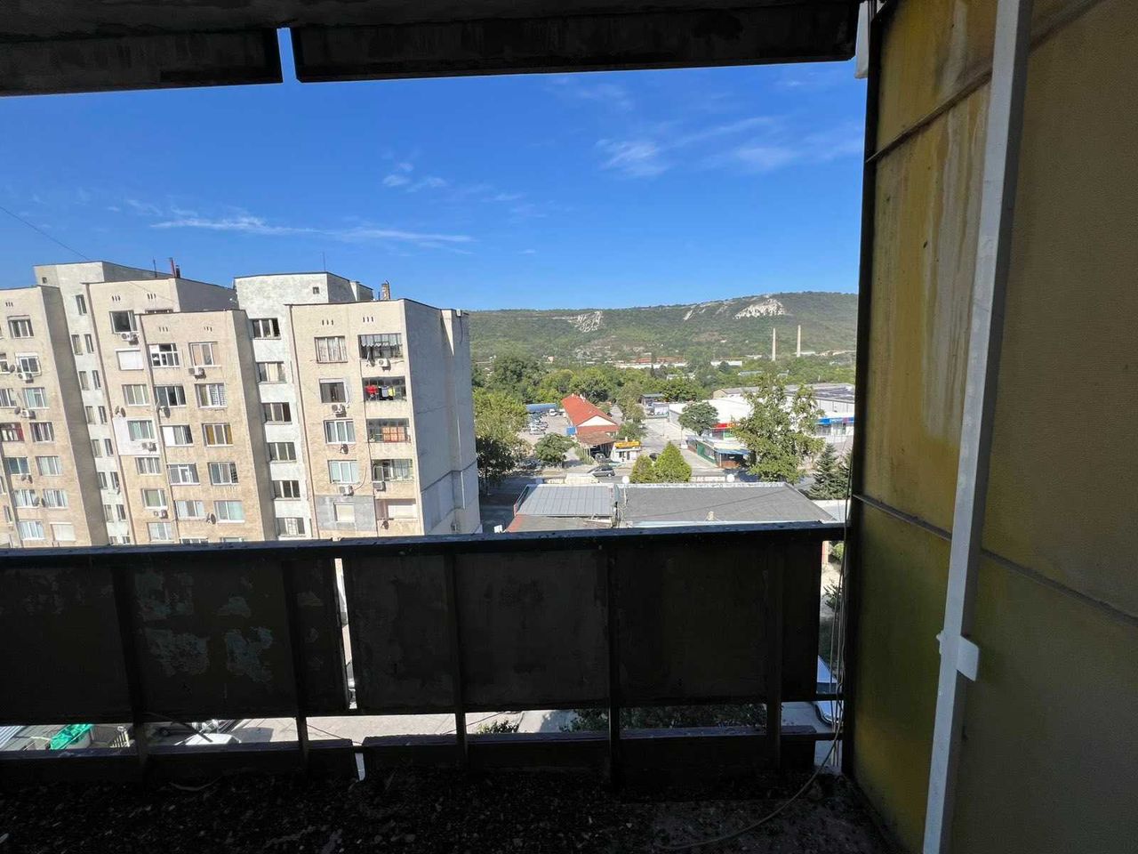 Продава се Четиристаен апартамент в Провадия - 96 кв.м за 625 €/кв.м - Снимка #2