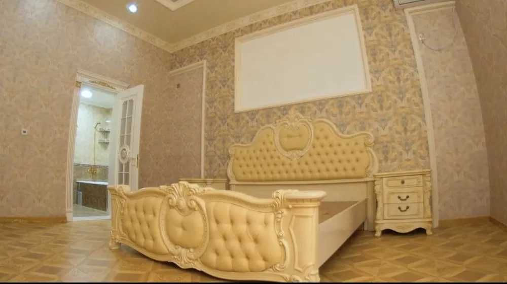 Луначарский  | Буюк Ипак Йули 10-комнат 12-соток 650 м2 [ДМ-002]