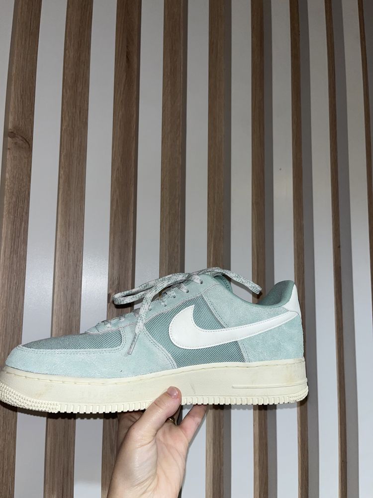 Nike Air Force 1 '07 "ENAMEL GREEN"