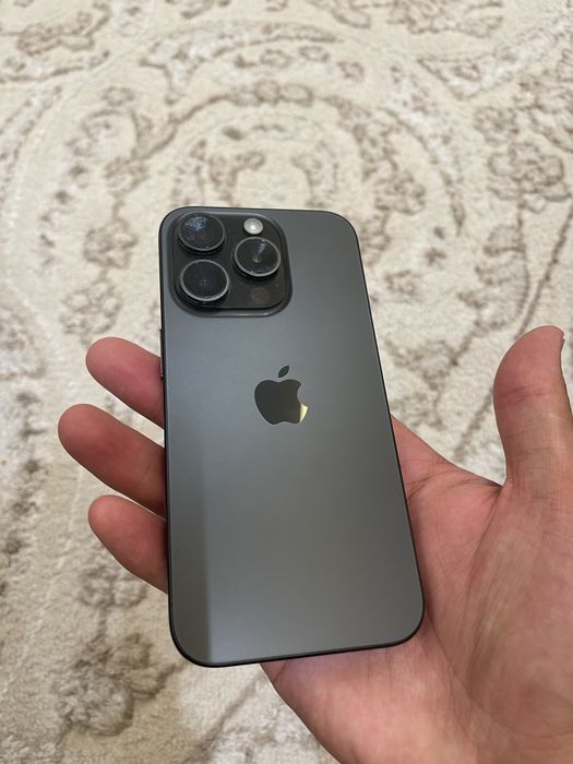 iPhone 15 pro 256gb 82%