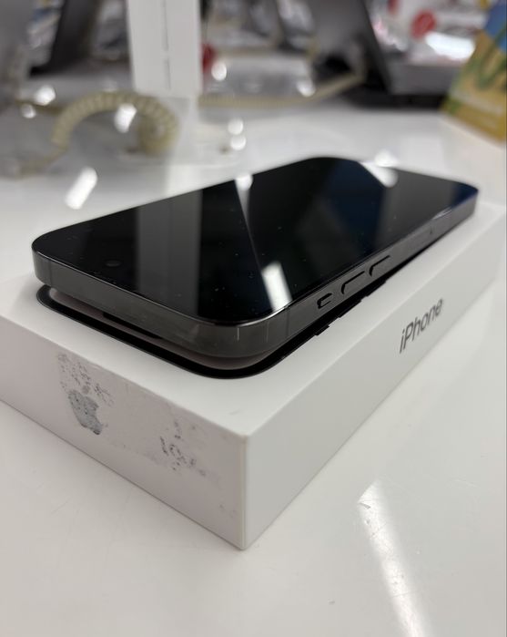 Продавам Apple Iphone 14 pro 128GB