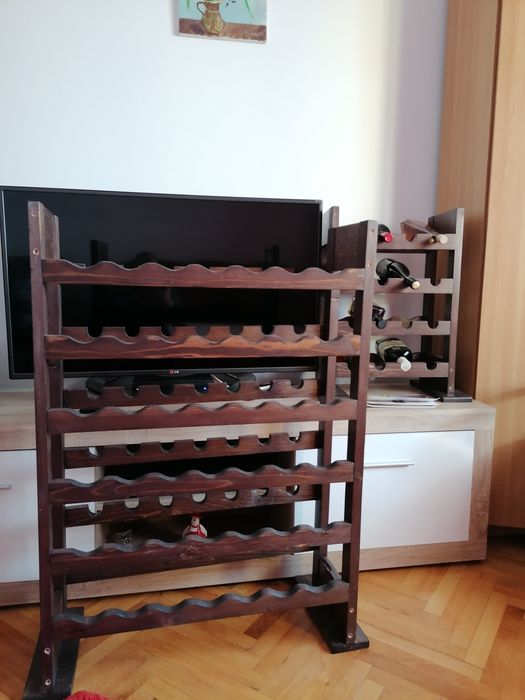 Vand suport de vin 42 sticle