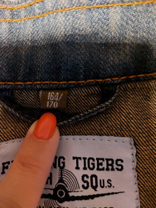 Дънково яке с изтрит ефект