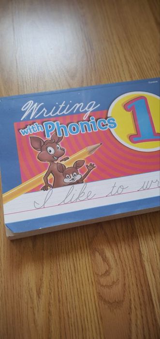 Английский язык прописи курсив  книга