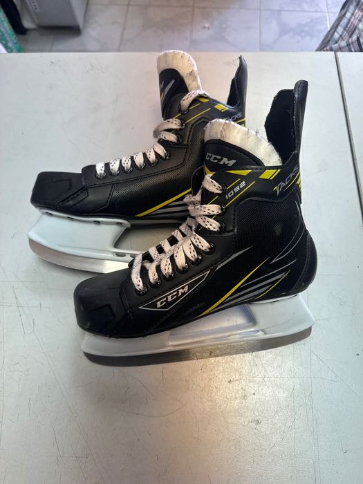 Кънки за хокей на лед CCM Tacks 1092