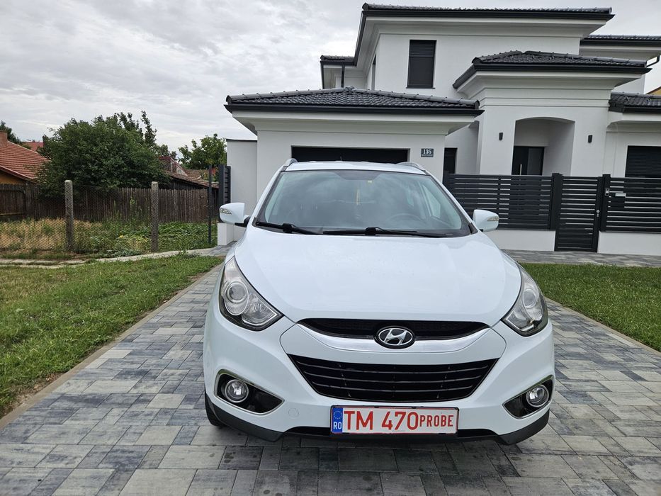 Hyundai Ix35 an 2011 1.7 crd cutie manuala 4x4