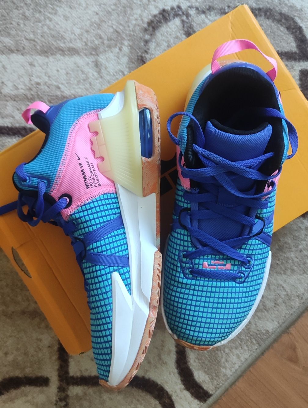 NIKE Lebron оригинални маратонки