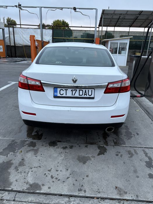 Renault Latitude