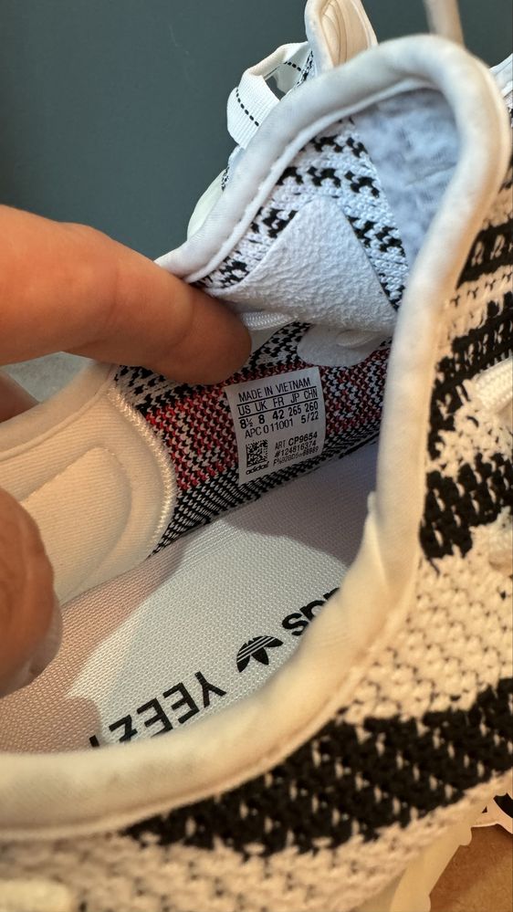 Yeezy Boost 350 V2 Zebra , Poze Reale marimi 36-47