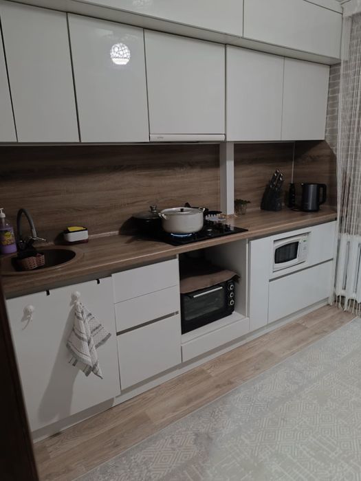 Срочно продам 2 комнатную лениградку