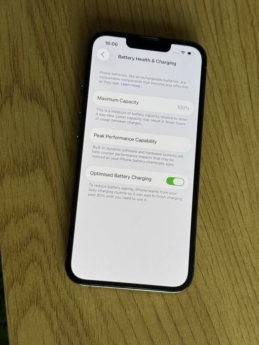 Бартер iPhone 13 Pro 128gb 100% син