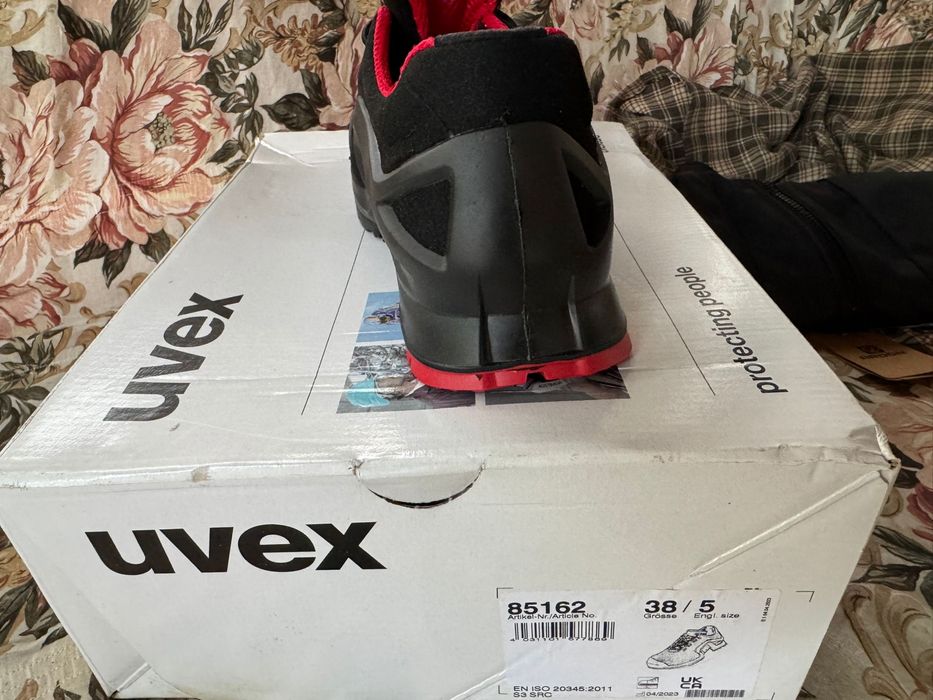 Bocanci de protecție UVEX – Calitate superioară și confort garantat
