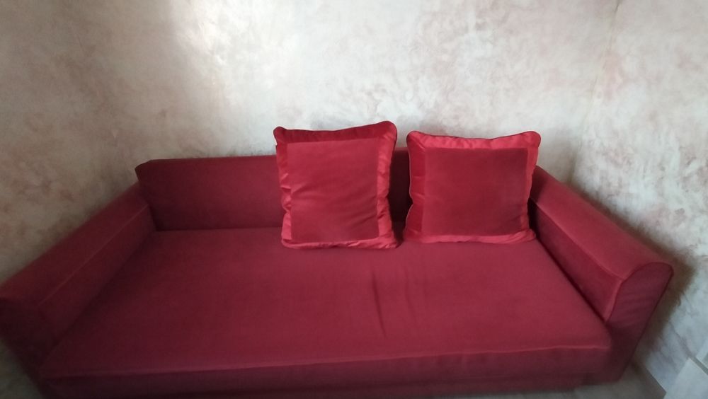 Красный Диван 70000