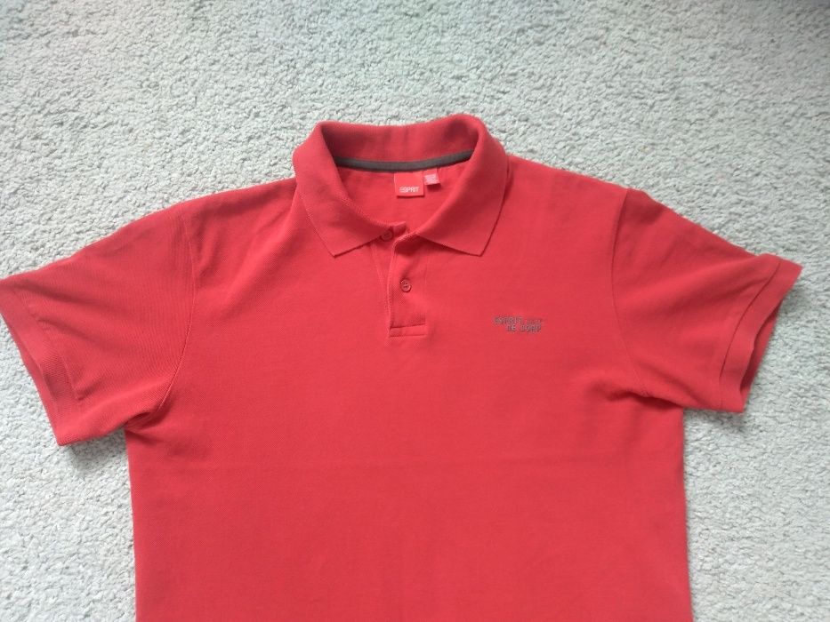 vand tricou POLO Sport ,produs de calitate ca si nou.Marimea M.