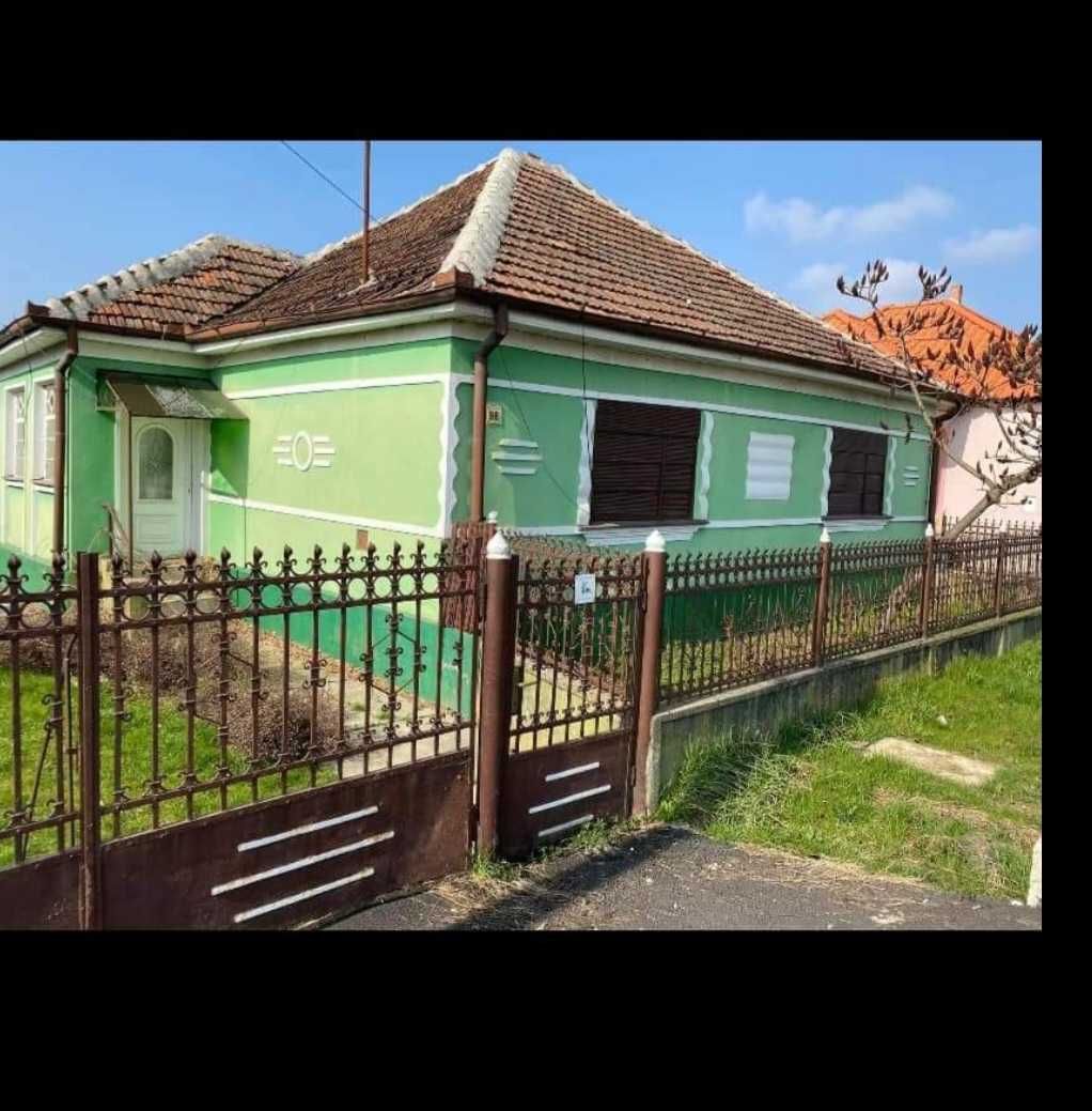Casă de vânzare în Halmeu
