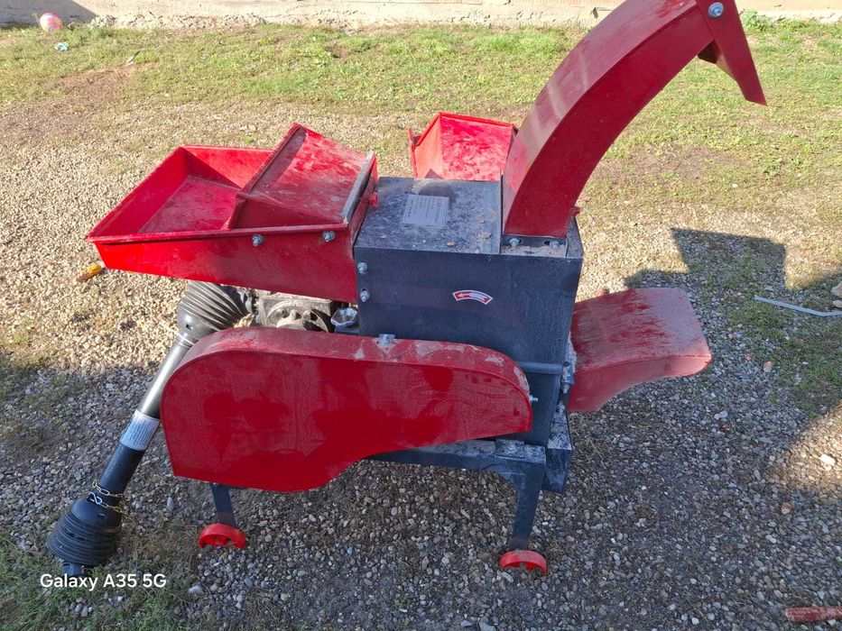 Vănd Moara după tractor