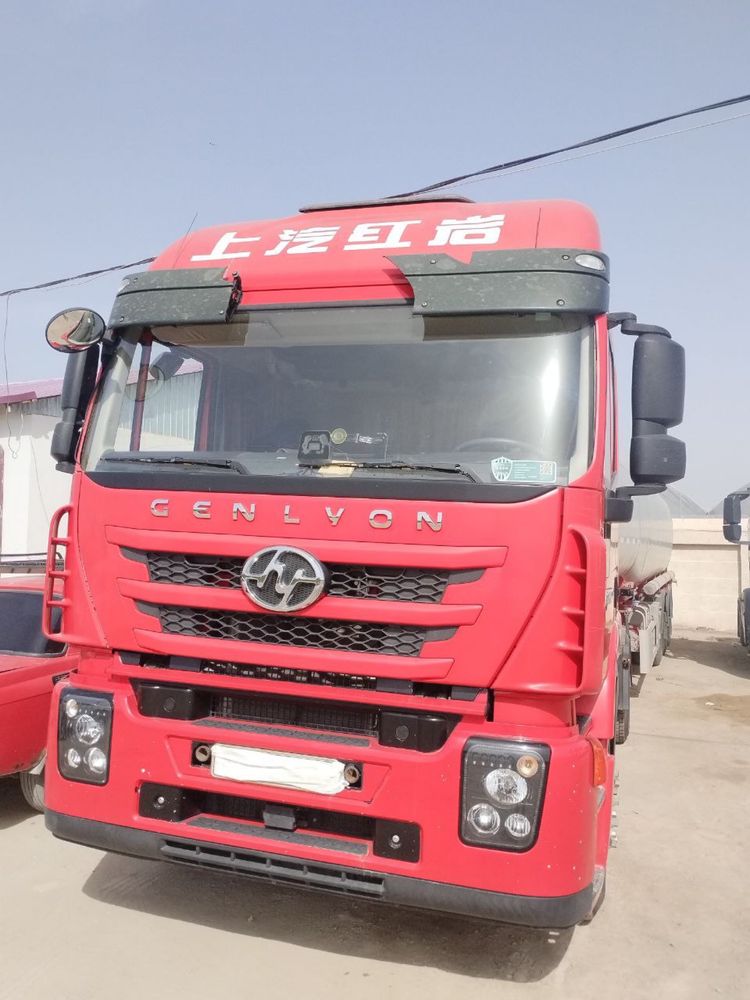 IVECO Бензовоз сотилади
