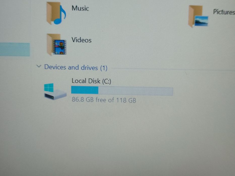 Laptop Model NOU Ultra subțire HP 14s-DQ - Intel N4500/ 8Gb DDR4/ SSD