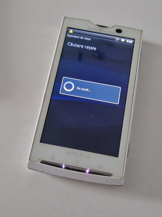 Telefon cu touchscreen Sony Xperia,  nu se conectează