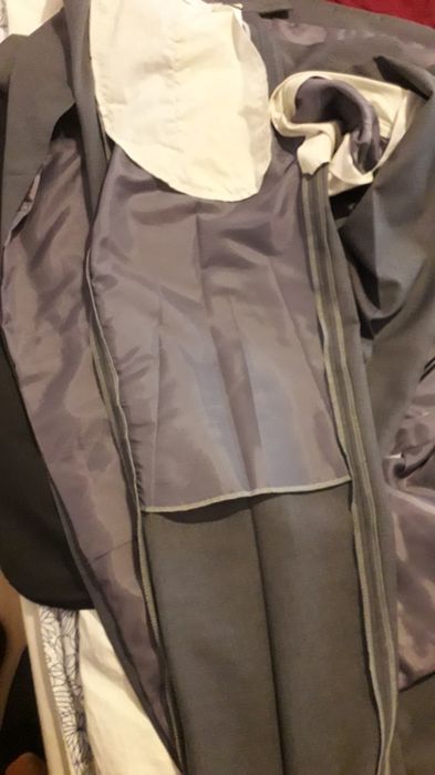 Costum barbatesc gri 46