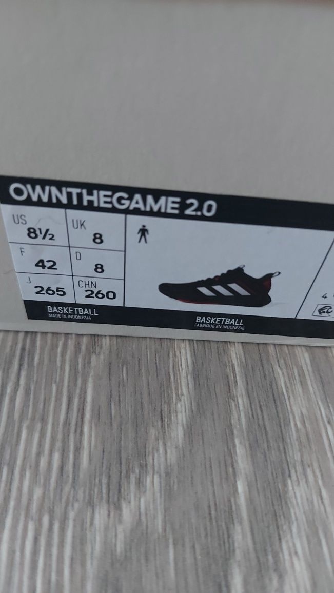 Маратонки Adidas