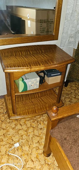 Продавам пълен комплект за спалня.