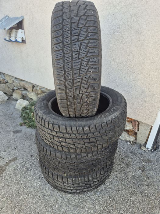 4бр. 195/55/15 зимни гуми Gordiant Winter Drive