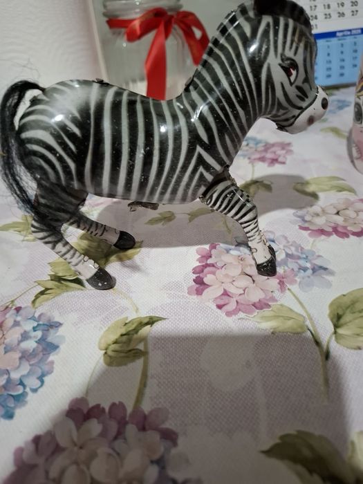 Jucarie perioada comunista 14 cm x 12 cm