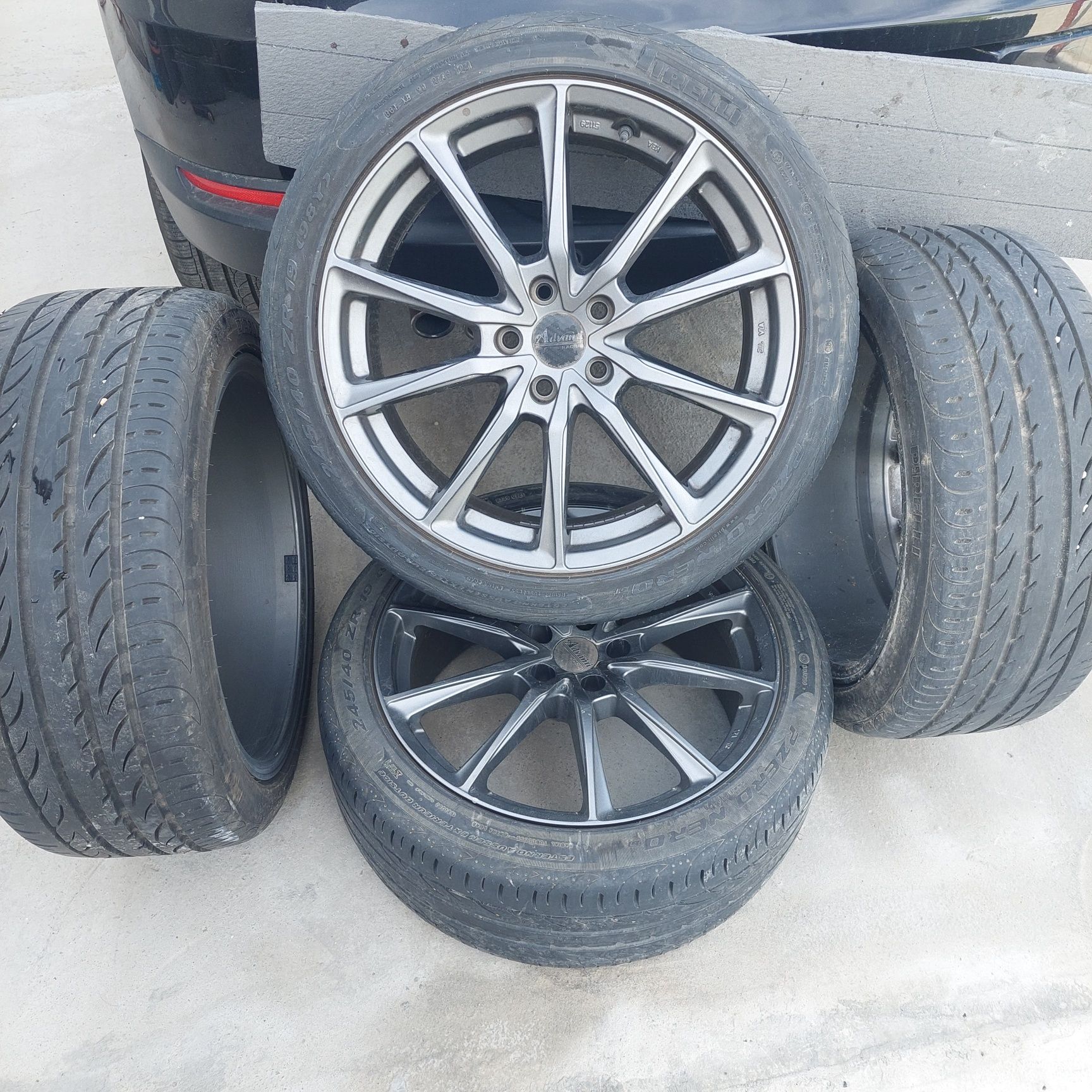 Roți pe 19 cu cauciuc 245/40 pireli