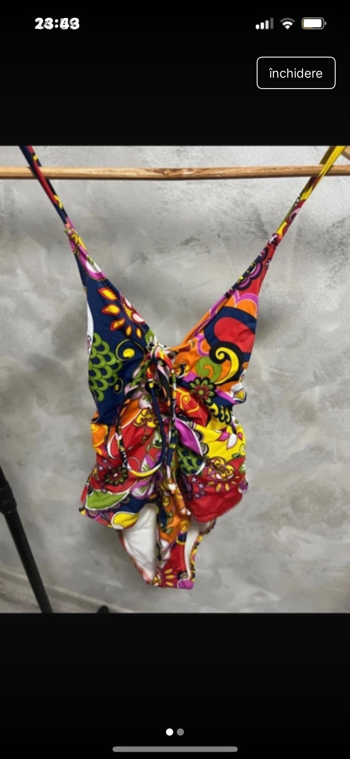 Costum de baie întreg