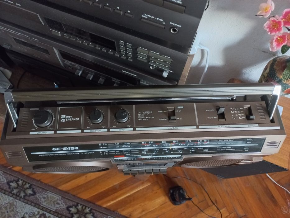 Radiocasetofon SHARP GF-5454