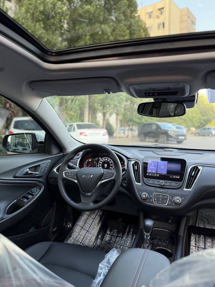 Chevrolet Malibu XL