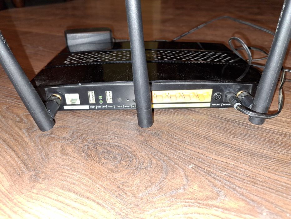 Продам Wi-Fi роутер TP-Link N600 (TD-W8980)