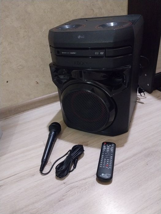 Музыкальный центр LG. Состояние новое.