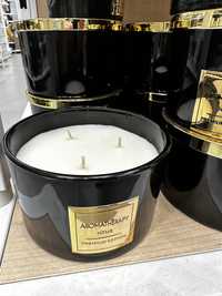 Свещи с аромат на ванилия