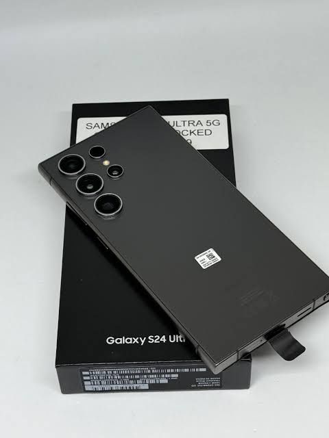 S24 Ultra 12/256Gb ideal Vetnam Karobka Dokument