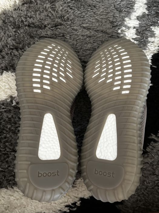 Yezzy 350.