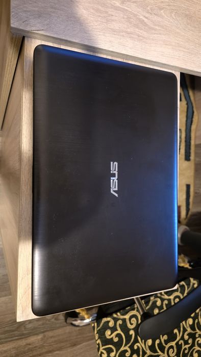 Laptop ASUS X541U