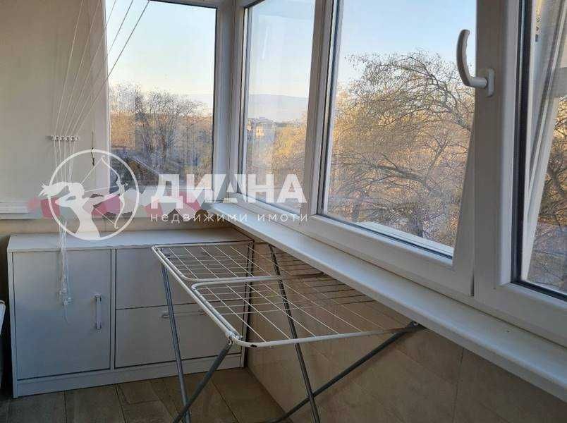 Продава се Тристаен апартамент в Пловдив, Каменица 1 - 67 кв.м за 2090 €/кв.м - Снимка #10