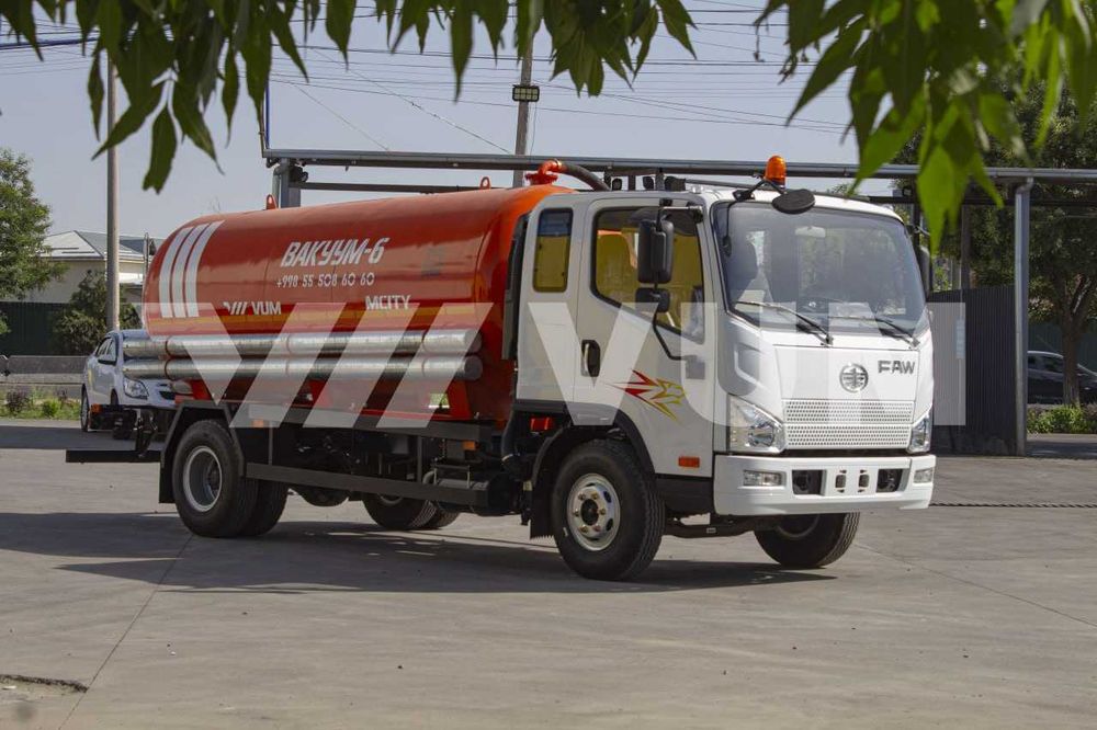 Ассенизационная машина FAW Tiger V 4х2 6м³