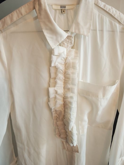 Дамска риза  с жабо