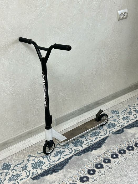 Продаю трюковой самокат