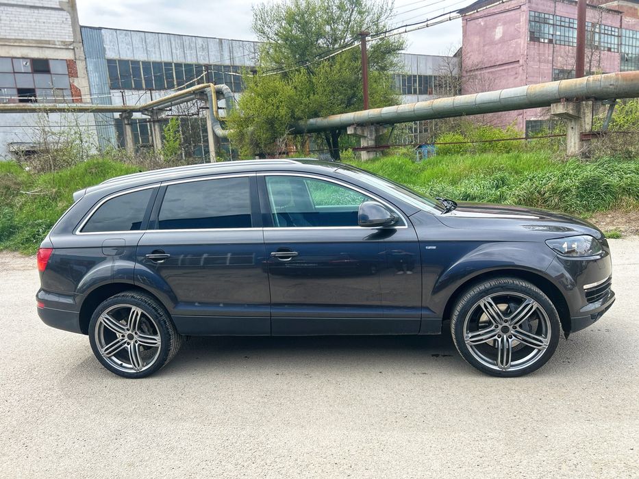 Audi Q7 Autoutilitar